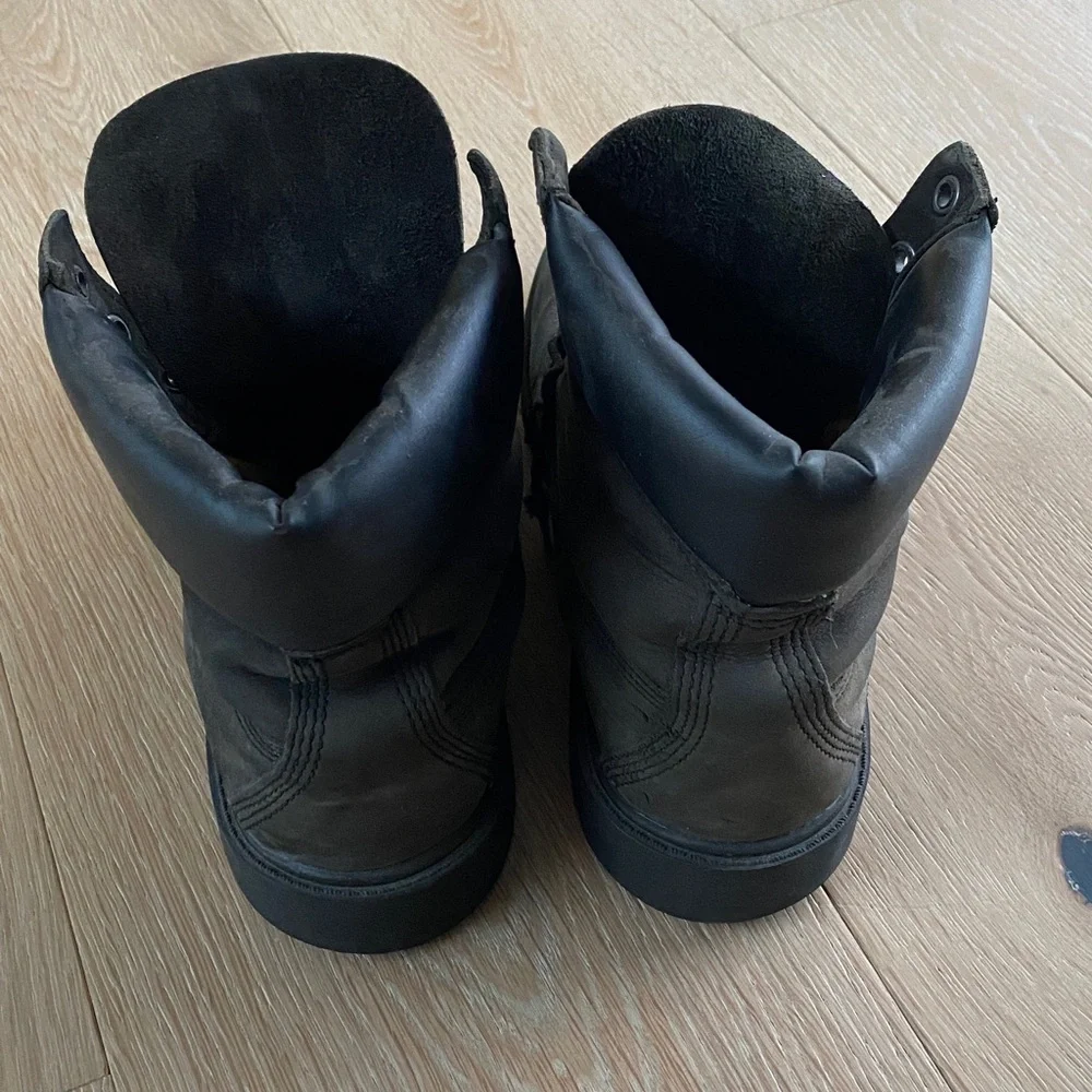 Timberland Black Leather Men's Boots - Picture 3 of 10